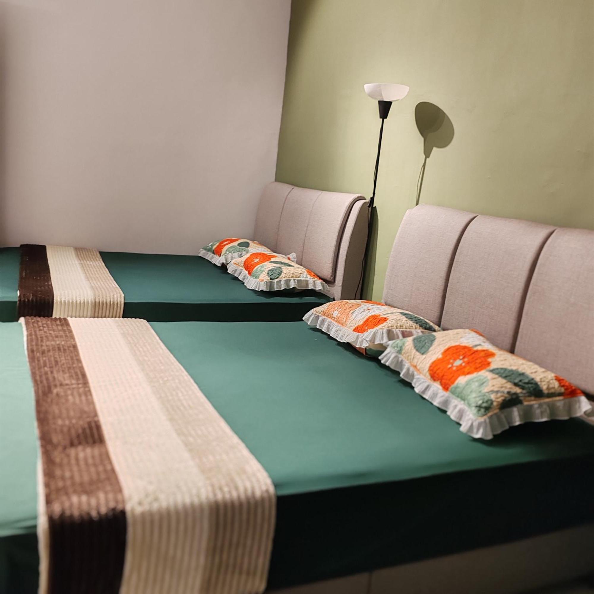 D'Elegant Suite - Emerald Avenue คาเมรอนไฮแลนด์ ภายนอก รูปภาพ