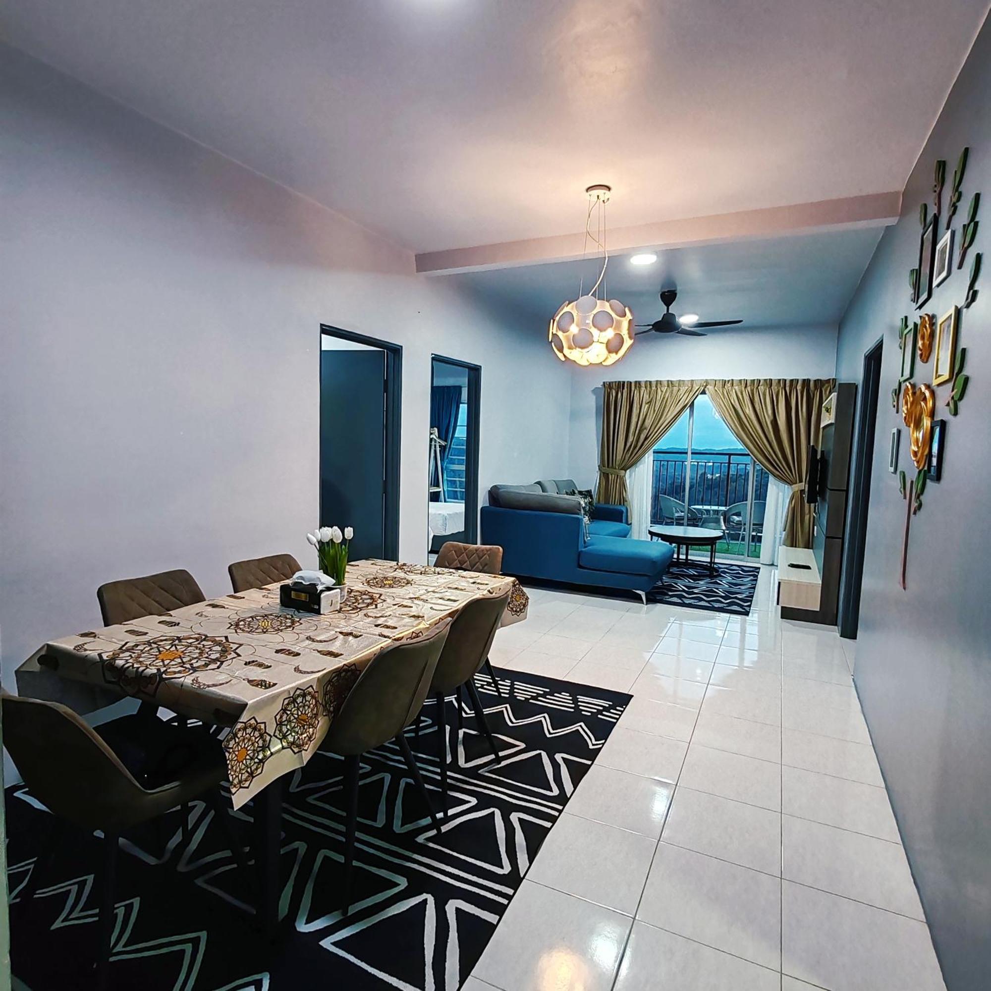 D'Elegant Suite - Emerald Avenue คาเมรอนไฮแลนด์ ภายนอก รูปภาพ